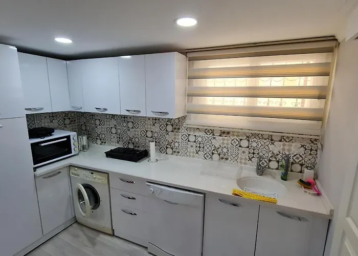 Apartament Reina, Kusadası
